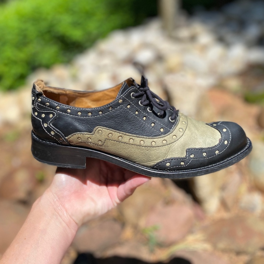 John Fluevog Adrians Amanda Saddle Shoe Loafer Leather Size 8 Womens Black Khaki